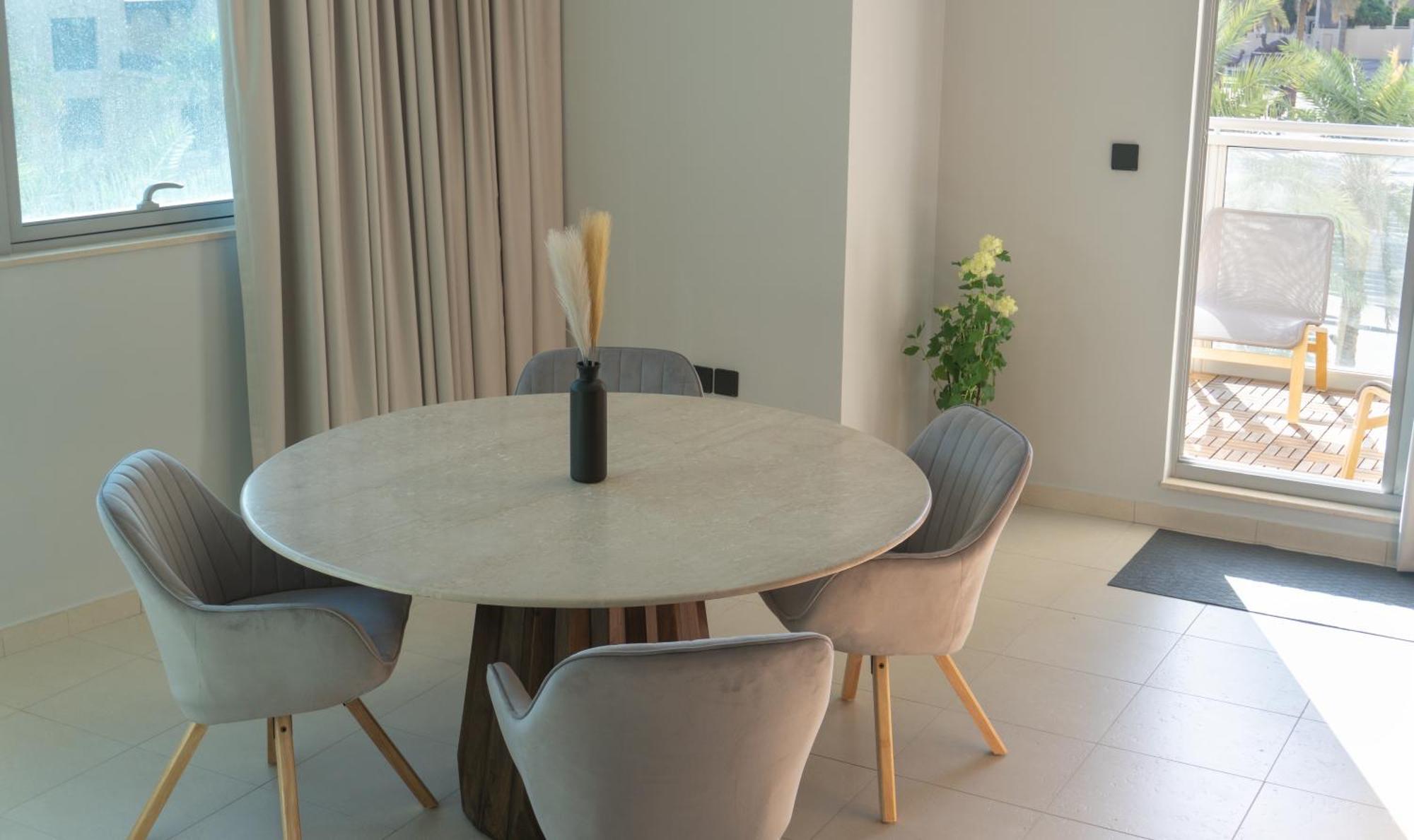 Downtown Oasis, Burj Khalifa Views, Luxury Amenities Lägenhet Dubai Exteriör bild