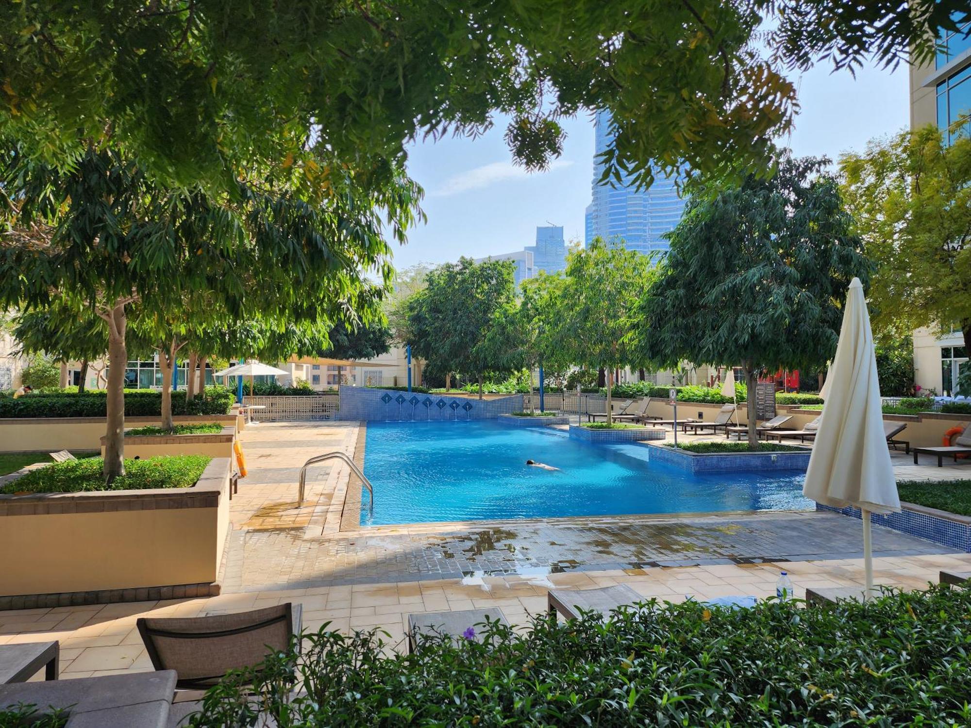 Downtown Oasis, Burj Khalifa Views, Luxury Amenities Lägenhet Dubai Exteriör bild