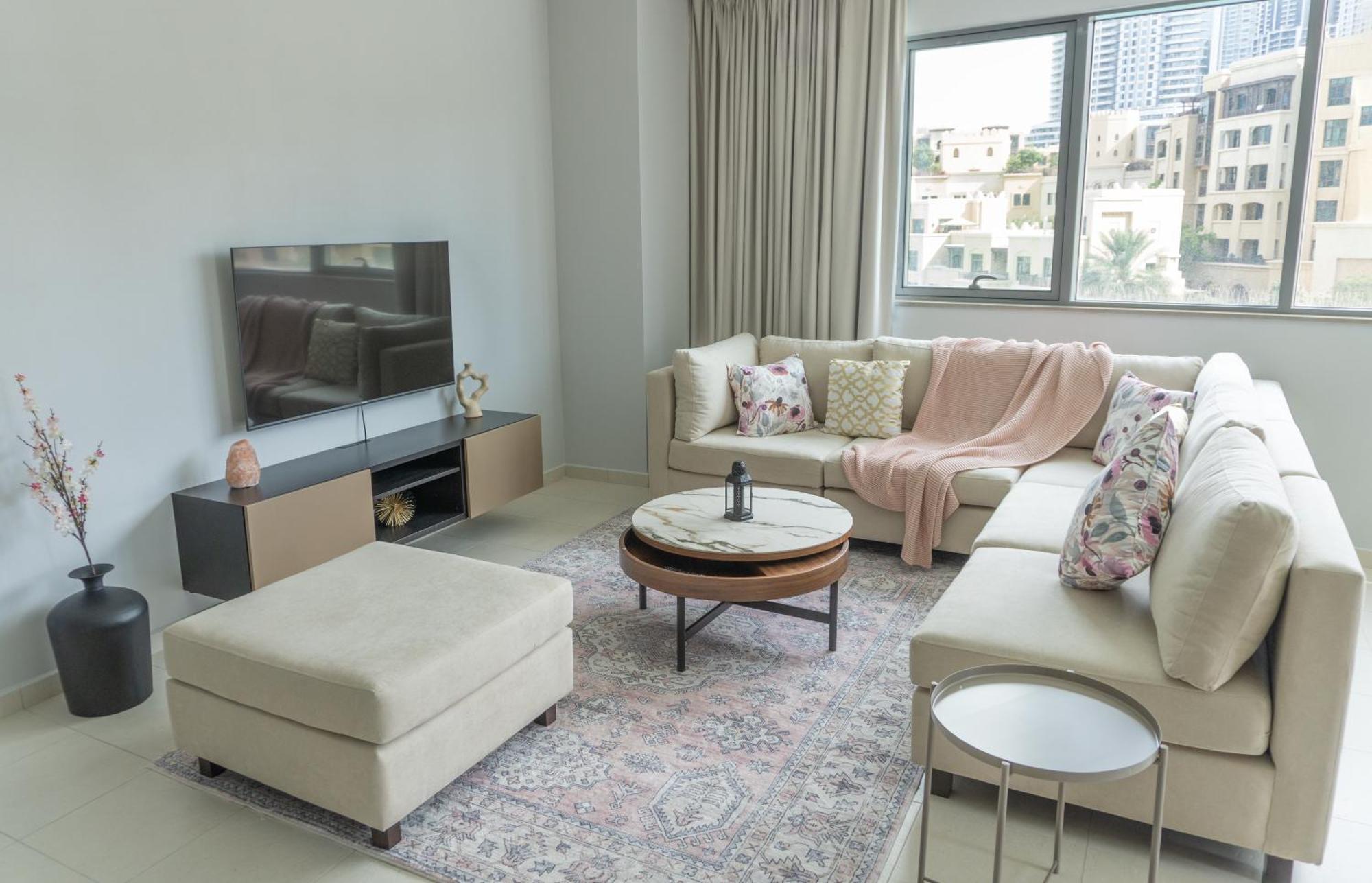 Downtown Oasis, Burj Khalifa Views, Luxury Amenities Lägenhet Dubai Exteriör bild