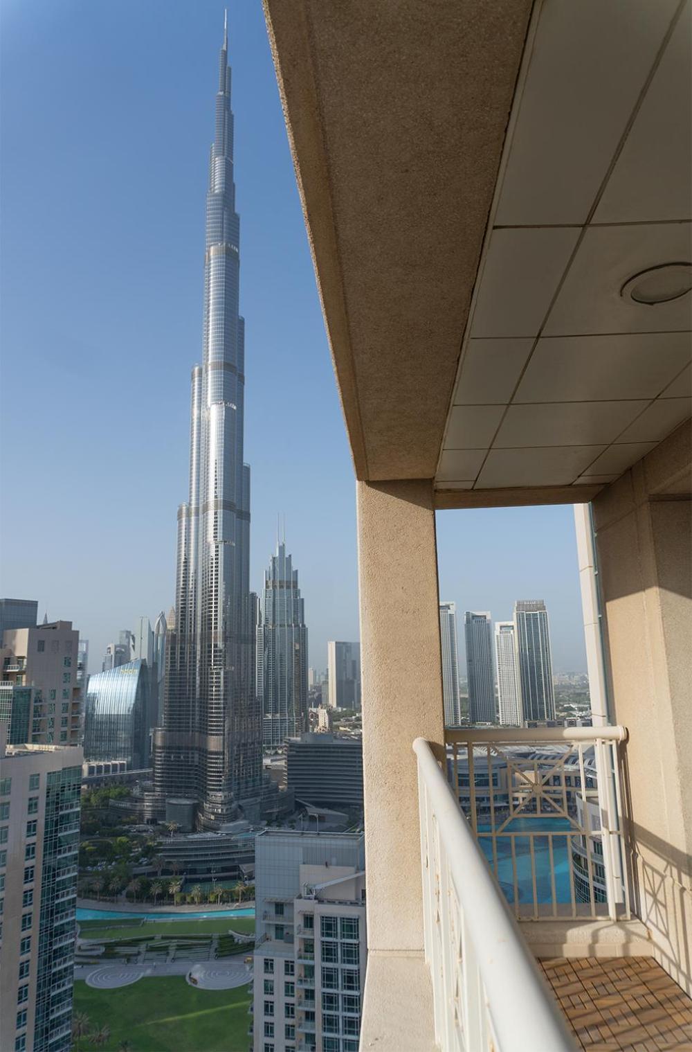 Downtown Oasis, Burj Khalifa Views, Luxury Amenities Lägenhet Dubai Exteriör bild
